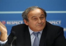 بلاتيني يدافع عن المليوني دولار ويقول إنه نال أجرا أقل من المستحق