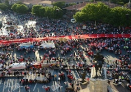 تظاهرات في 13 محافظة تركية احتجاجا على تفجيرات أنقرة