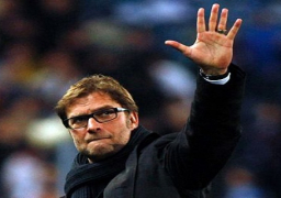 مدرب ليفربول ينفي خططه للاستعانة بنجوم دورتموند في الفريق