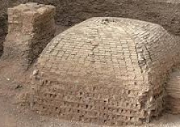 كنز داخل مقبرة ترجع إلى 3500 عام يعكس بذخ مراسم الدفن في اليونان قديما