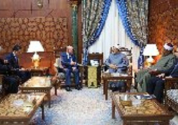 مستشار أبو مازن للإمام الأكبر: نقدر وقوف الأزهر إلى جانب الشعب الفلسطيني