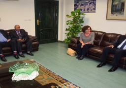 وزير الرياضة يستقبل مديرة معمل برشلونة الدولى للكشف عن المنشطات