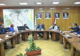 وزير القوي العاملة يبحث مشاكل جمعيات المستثمرين أصحاب مصانع الملابس الجاهزة