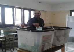 إقبال متوسط للناخبين بالمطرية وخروقات خارج اللجان