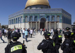مستوطنون و”حاخامات” يقتحمون المسجد الأقصى