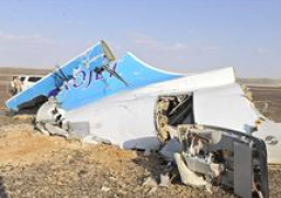 النائب العام يحظر التواجد في نطاق حطام الطائرة الروسية المنكوبة لحين انتهاء التحقيقات