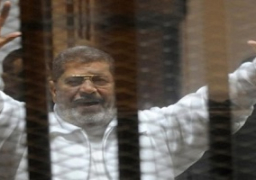 تأجيل محاكمة مرسي و10 آخرين في “التخابر مع قطر” إلى 26 نوفمبر