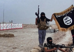 الخارجية الروسية: داعش ينتج 40-50 ألف برميل من النفط في اليوم وطائرات التحالف لم تجد أهدافا لتقصفها