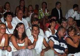 سائحون أجانب: لن نتخلى عن شرم الشيخ.. وستظل جهتنا دائمًا دون منافس.. ورفضنا قطع زيارتنا