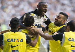 فوز سهل لكورنثيانز على مينيرو يضعه على مشارف الفوز بالدوري البرازيلي