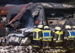 قتلى وجرحى فى اصطدام قطار ركاب بشاحنة فى جنوب ألمانيا