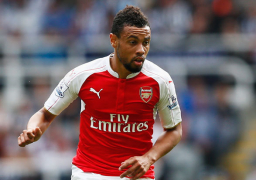 كوكلين لاعب وسط أرسنال يغيب ثلاثة أشهر بسبب إصابة في الركبة