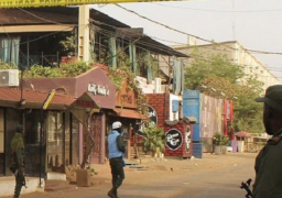 مالي تعلن حالة الطوارئ لمدة 10 أيام بعد تعرض فندق لهجوم مسلح