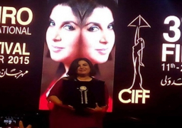 وزير الثقافة يمنح المخرجة الهندية فرح خان جائزة فاتن حمامة للتميز