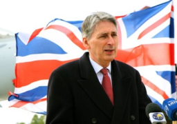 بريطانيا تنفي تعرض «طائرة ديلي ميل» لقصف صاروخي فوق سيناء