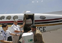 وصول أول طائرة تحمل اللاجئين السوريين إلى جلاسجو باسكتلندا