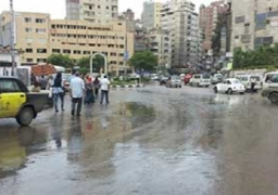 أمطار متوسطة على الإسكندرية.. واستمرار حركة الملاحة