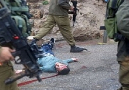 إستشهاد فلسطيني حاول طعن شرطي اسرائيلي بالسكين في القدس