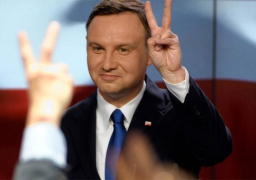 الرئيس البولندي يحذر من عواقب انسحاب بريطانيا من الاتحاد الأوروبي