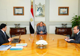 الرئيس السيسي يجتمع بوزير الموارد المائية والري ويطالب بالإنتهاء من تنفيذ الخطة العاجلة الخاصة بـ شبكات الري لتجنب تجمع مياه الأمطار