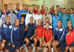 بالصور.. وزيرا الدفاع والداخلية يشاركان طلبة “الكلية الحربية” و”الشرطة” عددا من الانشطة الرياضية