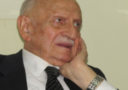 جامعة النيل تنعي الدكتور إبراهيم بدران وزير الصحة الأسبق والجنازة بعد صلاة الجمعة