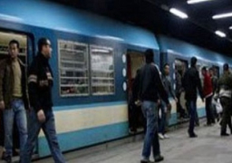 رئيس مترو الأنفاق يقود حملة بمحطتي غمرة والدمرداش ويستمع لشكاوى الركاب