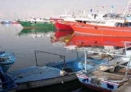 طوارئ بميناء الأتكة بالسويس استعدادا لنوة عيد الميلاد