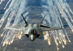 طيران التحالف يقصف معسكر الحفا للحرس الجمهوري وقاعدة الديلمي الجوية باليمن