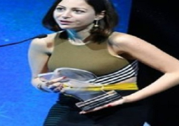 فنانون: فوز منة شلبي بجائزة أحسن ممثلة بمهرجان دبي السينمائي يدعم الفن المصري