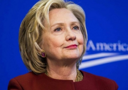 هيلاري تؤيد خطة اوباما لاغلاق جوانتانامو والجمهوريون يعارضون