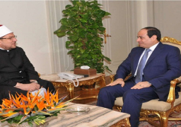 وزير الأوقاف يقدم للرئيس السيسي “موسوعة الحضارة الإسلامية”