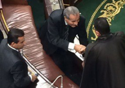 النواب يتوافدون على البرلمان لحلف اليمين الدستورية بالجلسة الافتتاحية