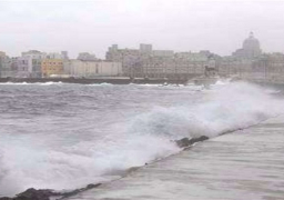 إغلاق بوغازي الإسكندرية والدخيلة لسوء الأحوال الجوية