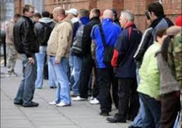 ارتفاع عدد العاطلين بفرنسا لـ 14900 عاطل فى ديسمبر الماضى فقط