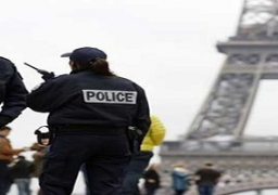 الامن الفرنسي يقتل مسلحا حاول اقتحام مركز للشرطة بباريس