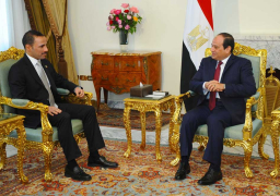 الرئيس السيسي يؤكد أهمية تعزيز البعد البرلماني في العلاقات المصرية الكويتية
