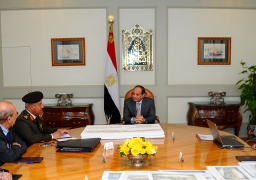 “السيسي” يستعرض مع رئيس الهيئة الهندسية عددا من المشروعات القومية