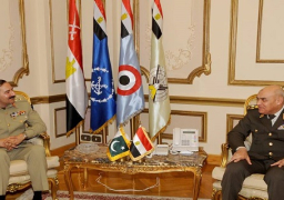 الفريق أول صدقي صبحي يلتقي رئيس هيئة الأركان المشتركة الباكستانية