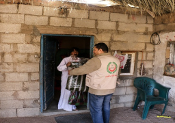 بالصور.. الأطباء العرب يقدم بطانيات لأهالى جنوب سيناء وسانت كاترين