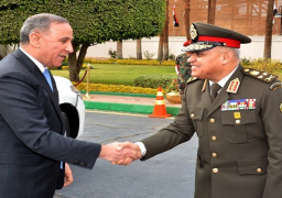 بالصور..وزير الدفاع يستقبل نظيره العراقي لبحث المستجدات الاقليمية والدولية