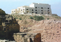 الحكومة العراقية تدرس بيع قصور صدام حسين لسد عجز الموازنة