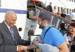 محافظ السويس يستقبل السفينة (برلين) بميناء بورتوفيق