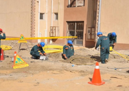 محافظ القاهرة : إعادة اصلاح وصيانة الشوارع فور الانتهاء من اعمال توصيل الغاز الطبيعي