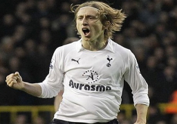 مودريتش نجم ريال مدريد: سنبهر الجماهير في العام الجديد