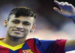 نيمار يمثل أمام محكمة اسبانية بسبب مزاعم الفساد فى صفقة انتقاله لبرشلونة