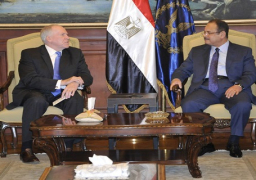 وزير الداخلية يستقبل مدير وكالة المخابرات المركزية الأمريكية