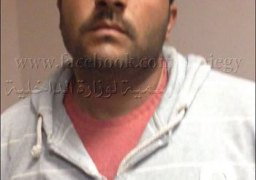 حبس المتهمين ببيع حجارة الأهرامات للسائحين