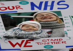 آلاف الأطباء المبتدئين يبدأون إضرابا عن العمل في شتى أنحاء إنجلترا