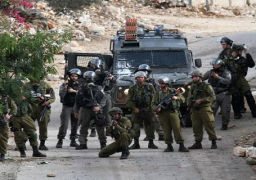إصابة فلسطينيات خلال قمع الاحتلال لوقفة سلمية احتجاجا على منعهن من دخول الأقصى